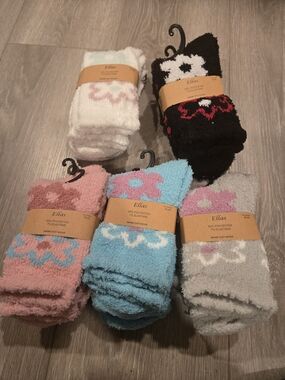 Plush Floral Crew Socks (Choice of Color)